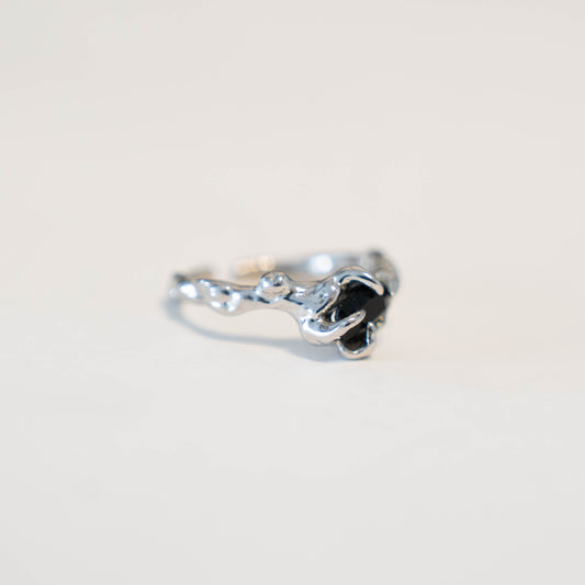 Oya Black ring